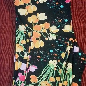 LULAROE legging Tc floral garden multi black